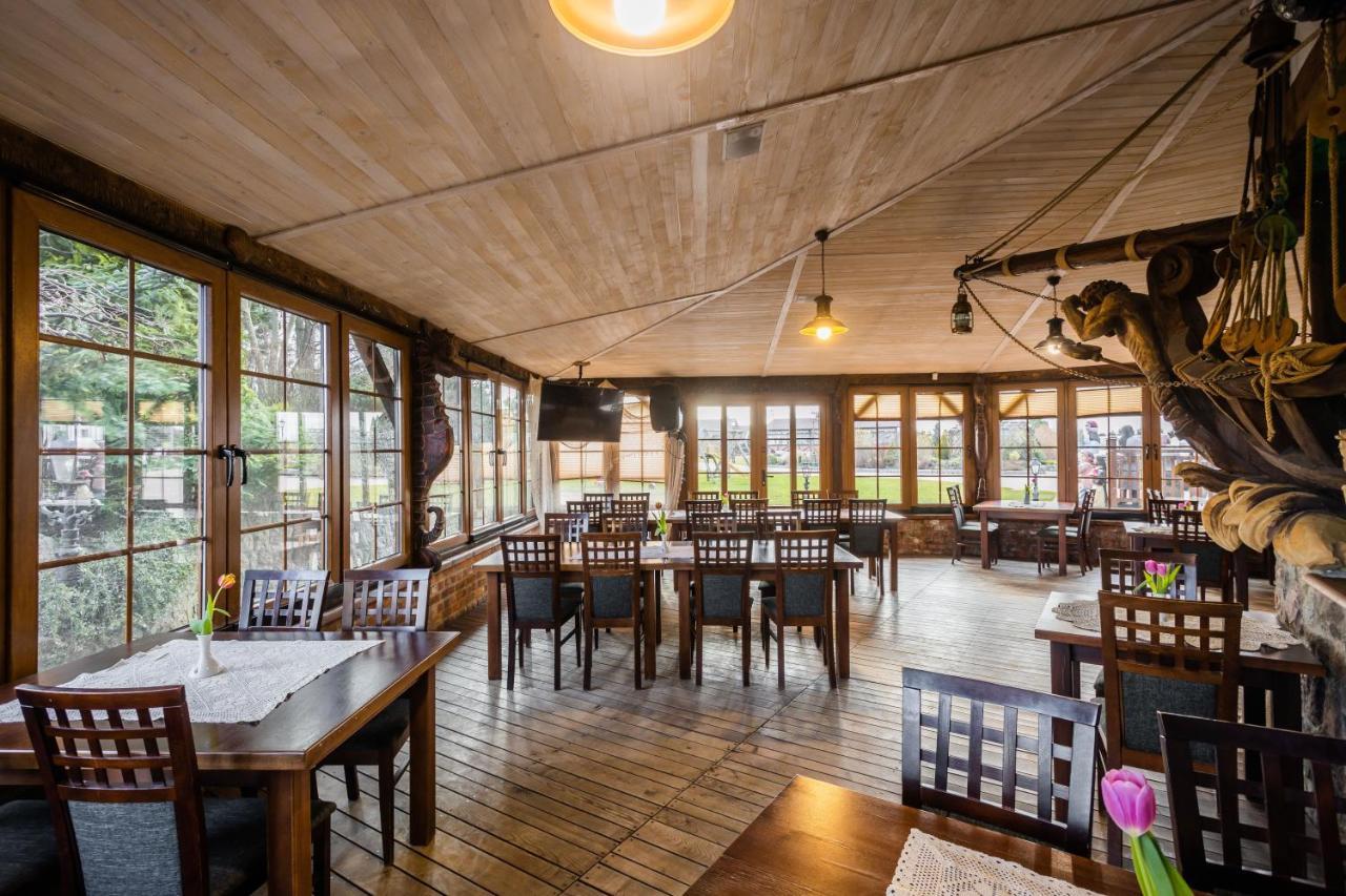 Nordowi Dwor Bed and Breakfast Celbowo Buitenkant foto