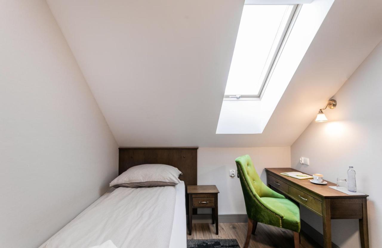Nordowi Dwor Bed and Breakfast Celbowo Buitenkant foto