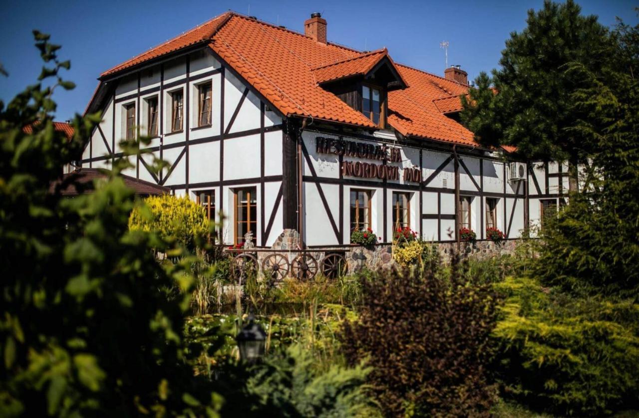 Nordowi Dwor Bed and Breakfast Celbowo Buitenkant foto