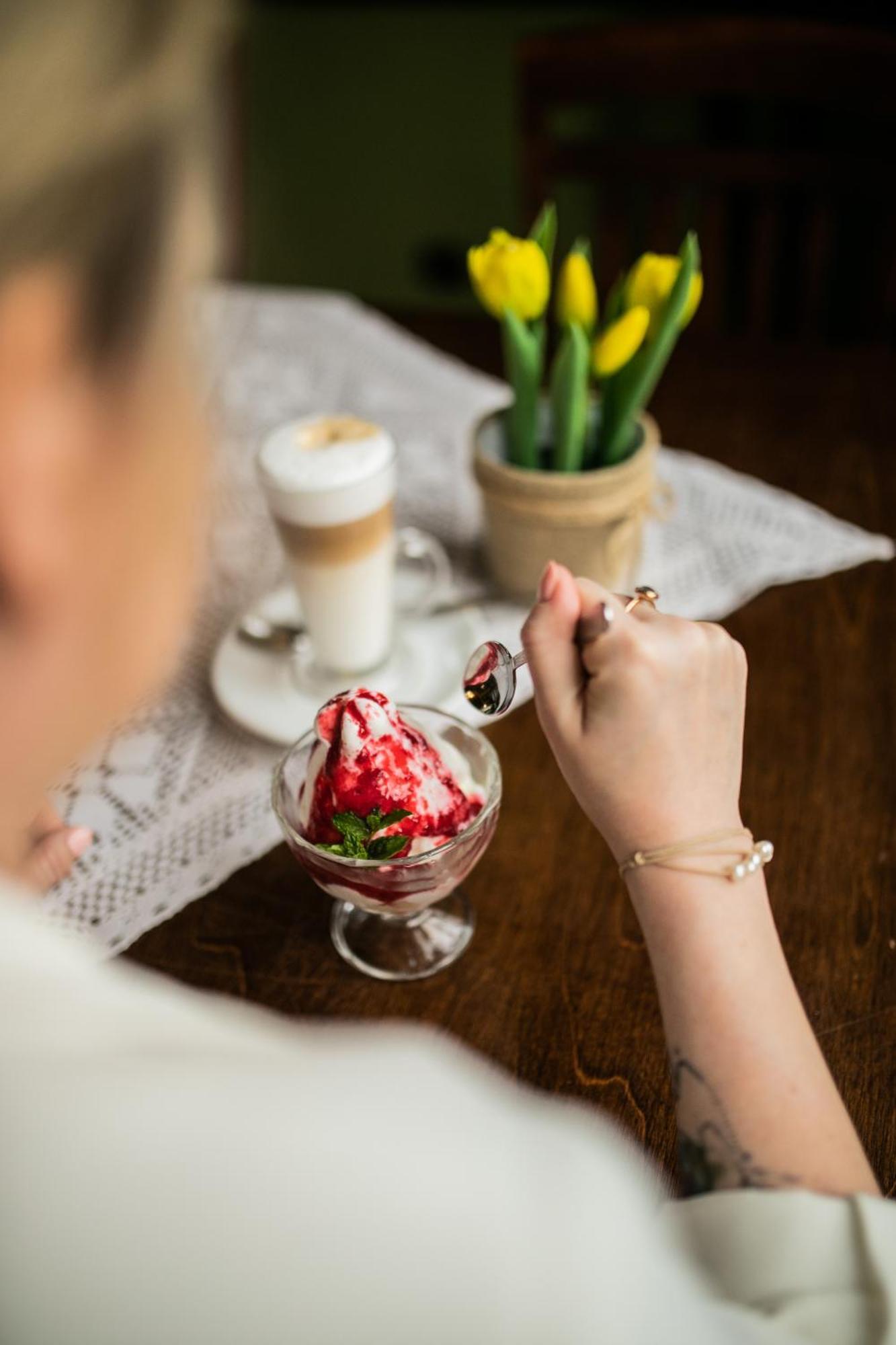 Nordowi Dwor Bed and Breakfast Celbowo Buitenkant foto
